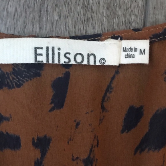 Romper - Picture 2 of 2